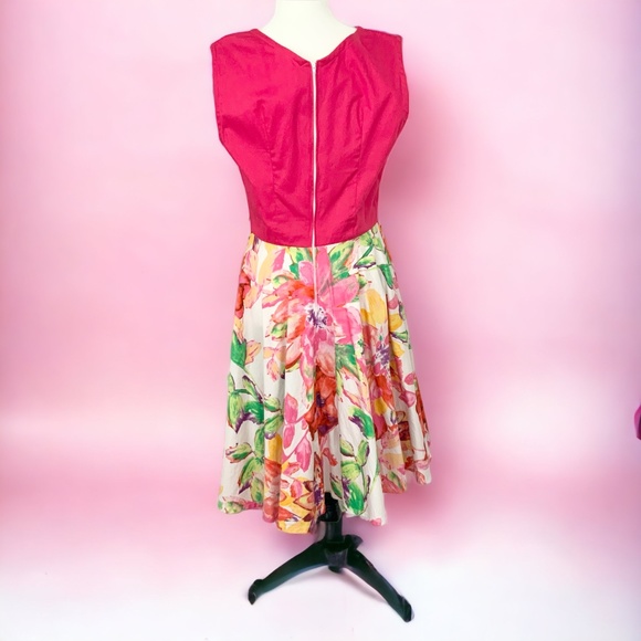 Retro 50’s Dress from Vivacious Vixen Apparel - size L - Picture 2 of 3